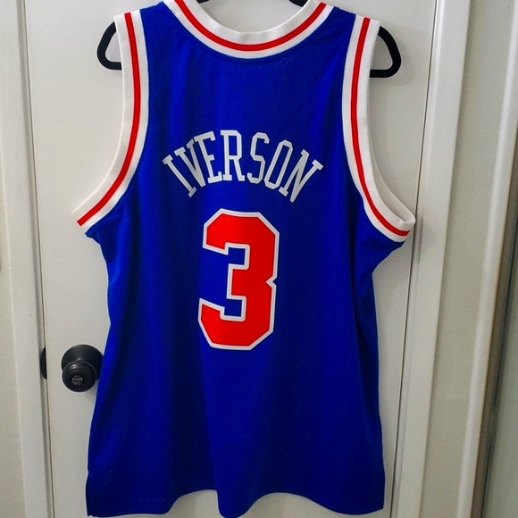 Mitchell & Ness Philadelphia Sixers Jersey Allen Iverson Men's 2XL - Picture 1 of 6